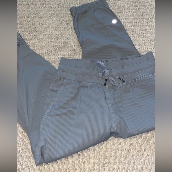 lululemon athletica Pants - LULULEMON - Studio Dance pants crop